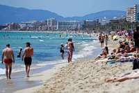 Mallorca tritt wegen hoher Corona-Zahlen auf die Party-Bremse