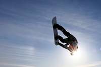 Fotos: Olympische Winterspiele 2022 in Peking&#8211; Snowboarder und Skifahrer in der Luft