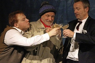 Das Theater am Kastelberg spielt "Drei Männer im Schnee"