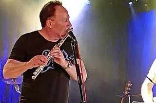 Jimmy Gottschalk spielt mit seiner Band Blues World im KiK