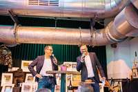 Fotos: BZ-Versteigerung in Freiburger Markthalle bringt viel Freude und dicken Erls