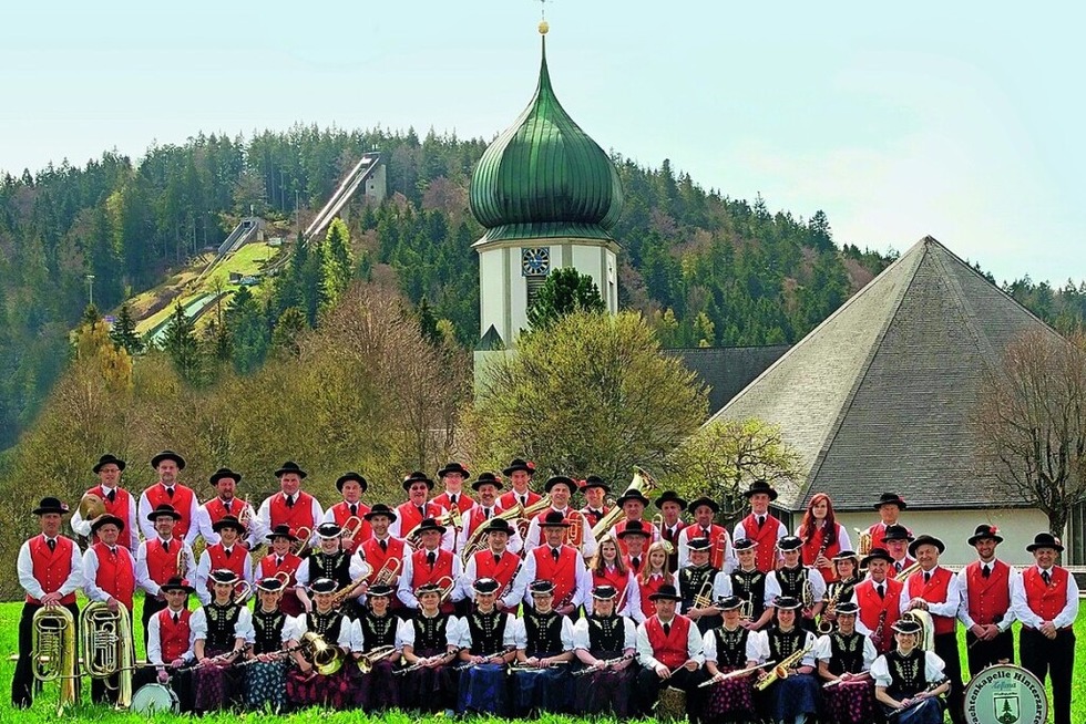 In Hinterzarten wird das Bergfest mit viel Blasmusik gefeiert - Badische Zeitung TICKET