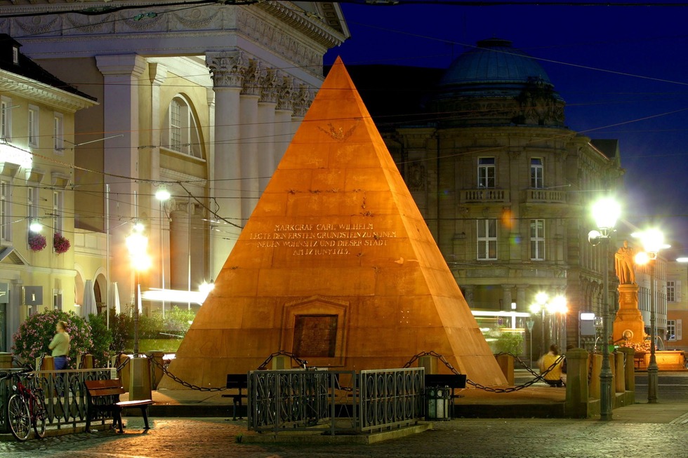 Karlsruher Pyramide - Karlsruhe