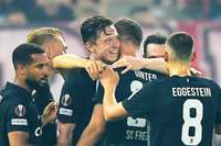 SC Freiburg gewinnt souvern im Hexenkessel von Olympiakos Pirus