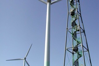 Aussichtsturm am Windpark