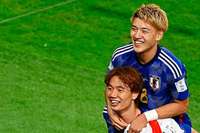 Japan berrumpelt nchsten Ex-Weltmeister - Spanien glcklich weiter