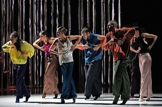 Aterballetto gastiert mit "Double Side" im Lrracher Burghof