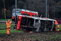 Zwei Regionalzge in der Schweiz entgleist - 15 Verletzte