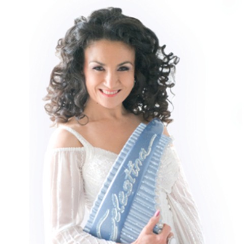 Daniela de Santos - Die Knigin der Kristall-Panflte - Konzert zum 1. Advent - &#8222;Weihnachts-Trume&#8220; - Ettlingen - 29.11.2024 19:00