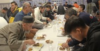 Btzinger Muslime feiern Fastenbrechen in der Moschee