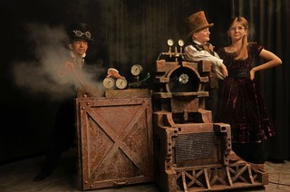 Das Kindertheater Basel spielt "Die Zeitmaschine"