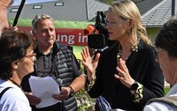 Minister gehen in Bernau mit Landwirten in Dialog