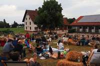 Erstes Bauernhofkonzert im Dreisamtal: Stimmungsvoller Start mit neuer Location