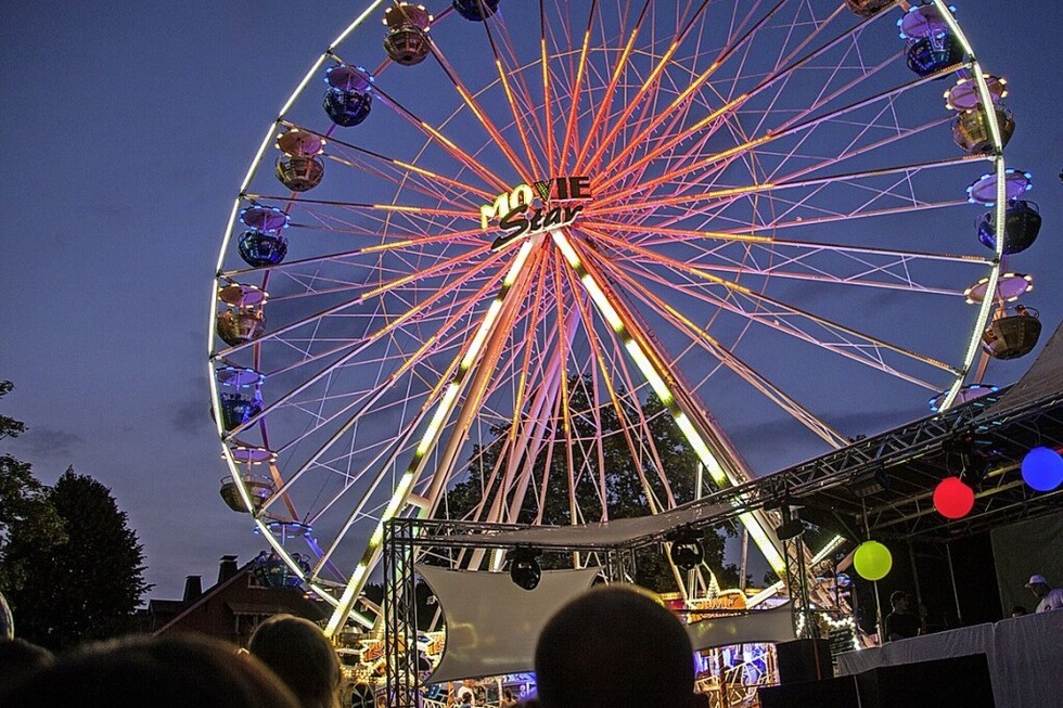 Am Samstag findet das Seenachtsfest in Titisee statt - Badische Zeitung TICKET