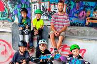 Junge Skater testen Anlage in Gottenheim: Mit kleinen Tipps geht&#8217;s schnell besser