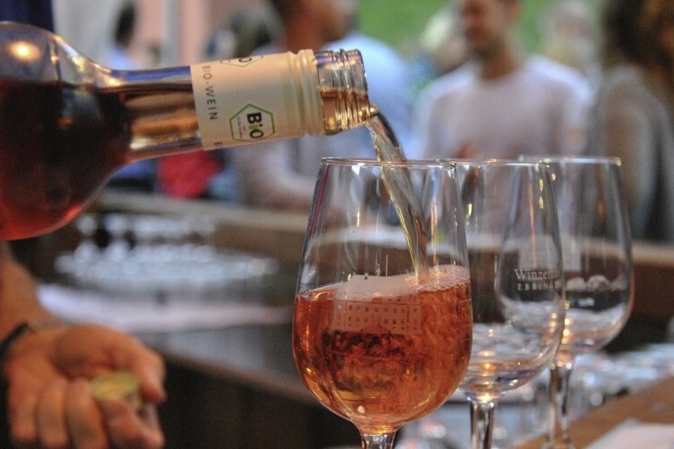 Das Ebringer Weinfest bringt drei Tage Konzerte und Weingenuss - Badische Zeitung TICKET