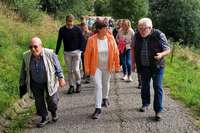 SPD-Chefin Esken wandert mit Brgern zu den Menzenschwander Wasserfllen