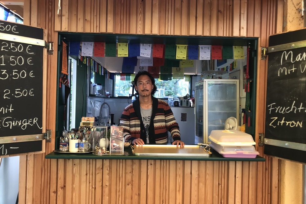 Gartencaf im Tibet Kailash Haus - Freiburg