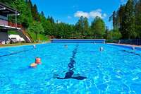 Friedenweilers erneuertes Schwimmbad kostet 425.000 Euro