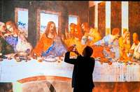 Eine Ausstellung in Basel setzt "Das letzte Abendmahl" von da Vinci in Szene