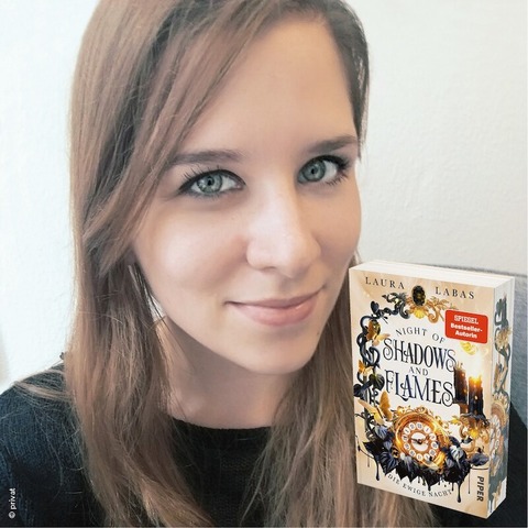 Lesung mit Laura Labas zu &#8222;Night of Shadows and Flames - Die Ewige Nacht&#8220; inkl. Buch - Aachen - 03.09.2024 20:15