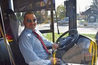 Wie Arnel Huskic vom Steuerberater zum Busfahrer in Merdingen wurde