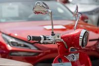 Autoschau in Mllheim: Beliebte Flaniermeile, aber auch leise Kritik