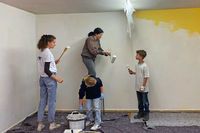 In 72 Stunden renovieren Jugendliche den katholischen Gemeindekeller in Degerfelden