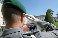 Bundestag beschliet jhrlichen Nationalen Veteranentag am 15. Juni
