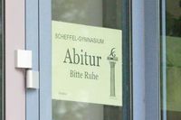 Wie war das Deutsch-Abi in Baden-Wrttemberg? Fnf Schlerinnen und Schler aus Bad Sckingen berichten