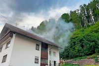 Dachstuhlbrand macht Wohnhaus in Elzach unbewohnbar
