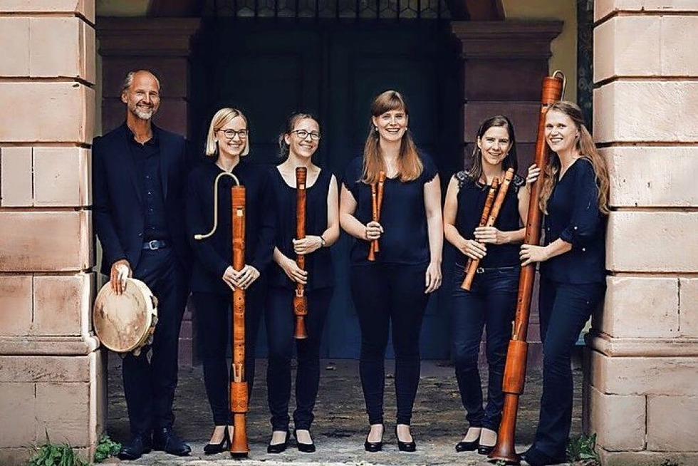 Flauto Consort spielt in der St.-Michaels-Kapelle auf dem Alten Friedhof in Freiburg - Badische Zeitung TICKET