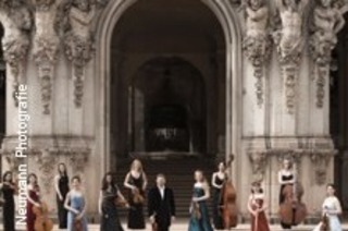 Mozarts Kleine Nachtmusik, Galakonzert im Dresdner Zwinger