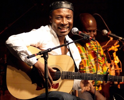 Adjiri Odametey - African World Music - Denkendorf - 20.03.2025 19:30