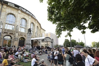 Die kostenfreie Summerstage vor dem Theater Freiburg beginnt