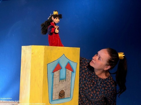 Wie heiratet man einen Prinzen - Figurentheater mit Handpuppen, Schauspiel, einem Theaterrad und viel Bewegung - Brandenburg an der Havel - 16.02.2025 16:00