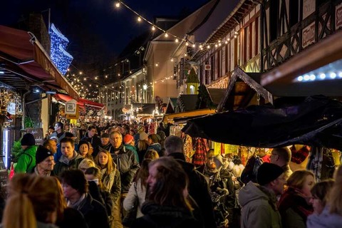 Weihnachtsmarkt der Nationen - Flrsheim - 22.11.2024 12:40