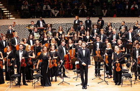 Herbstkonzert 2024 Landesjugendorchester Hamburg - Glanert: &#8222;Aufbruch&#8220;, Schostakowitsch: 5. Sinfonie - Uelzen - 09.11.2024 17:00