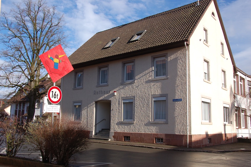 Rathaus Hllstein - Steinen