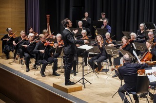 Musikkollegium Freiburg - Tschaikowsky Rokoko Variationen, Mozart Sinfonie 33, Grieg Peer Gynt Suiten