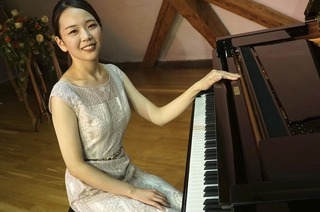 In der Reihe "Weltklassik am Klavier" tritt die japanische Pianistin Mari Ichihashi auf