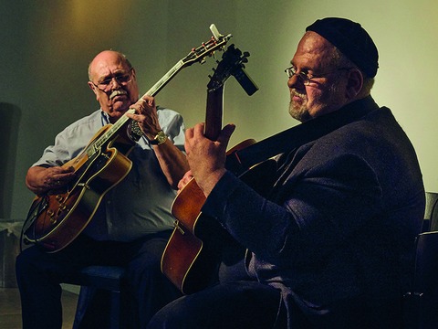 Joe Bawelino & Gige Brunner - Swing & Fingerstyle - Trostberg - 18.01.2025 19:00