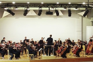 Die Freiburger Orchestergesellschaft ldt zum Herbstkonzert in die Zachuskirche Freiburg ein