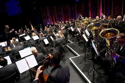 Festkonzert 2024 - &#8222;Lnder, Menschen, Abenteuer&#8220; - Singen (Hohentwiel) - 21.12.2024 19:30