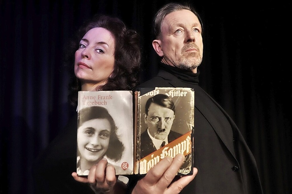 Marianne Blum und Thomas Linke kommen mit der szenischen Lesung "Anne Frank vs. Adolf Hitler" ins Parktheater Lahr - Badische Zeitung TICKET