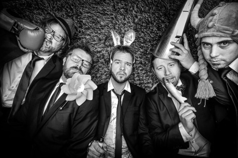 Kerzenscheinkonzert mit John Beton & the Five Holeblocks - Bad Orb - 05.04.2025 20:00