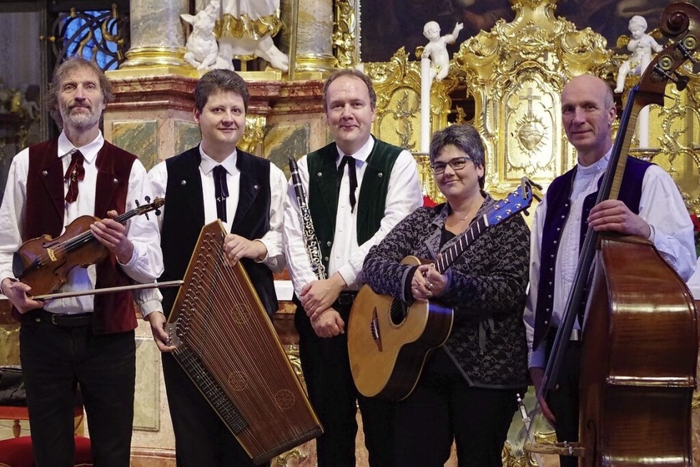 Handgemachte Volksmusik, gespielt von der Stubenmusik St. Peter - Badische Zeitung TICKET