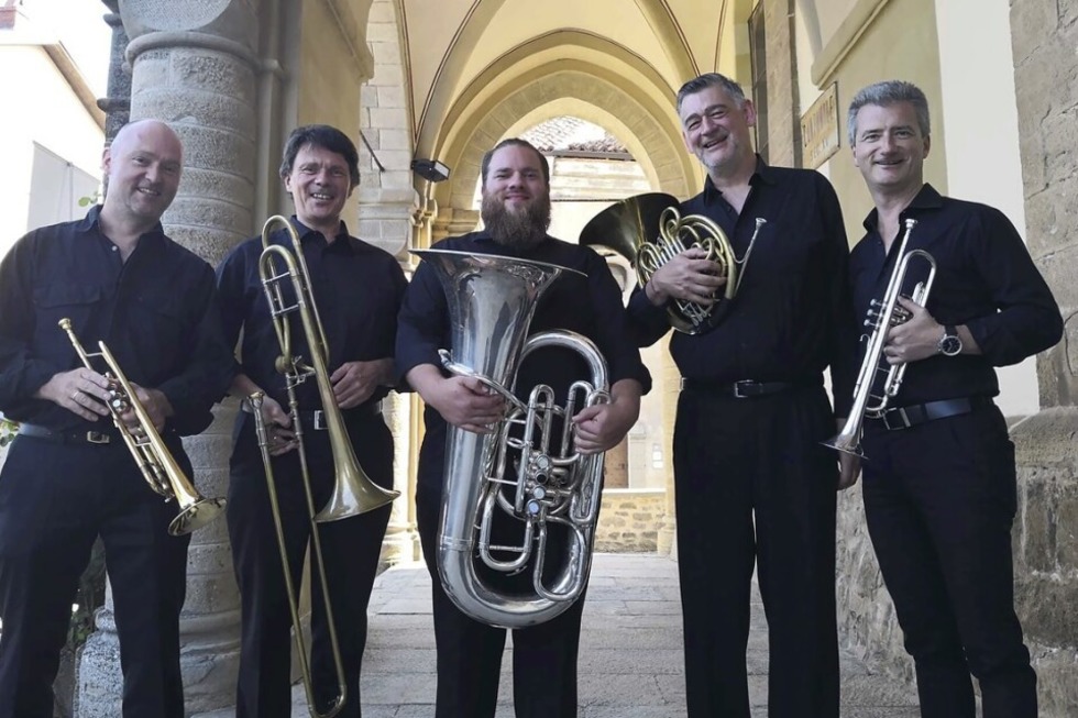 Das Blechblserquintett Fanfare Royale spielt in der Maria-Magdalena-Kirche in Freiburg-Rieselfeld - Badische Zeitung TICKET