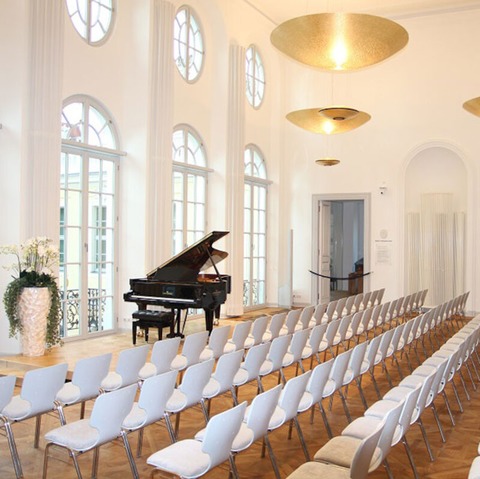 Stipendiatenkonzert der Carl Bechstein Stiftung - Klavierwerke von Bach, Liszt, Mozart, Schumann, Chopin u.a. - Dresden - 05.04.2025 16:00