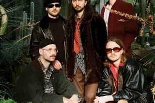 Yeast Machine - (D) - Stoner Rock / Grunge